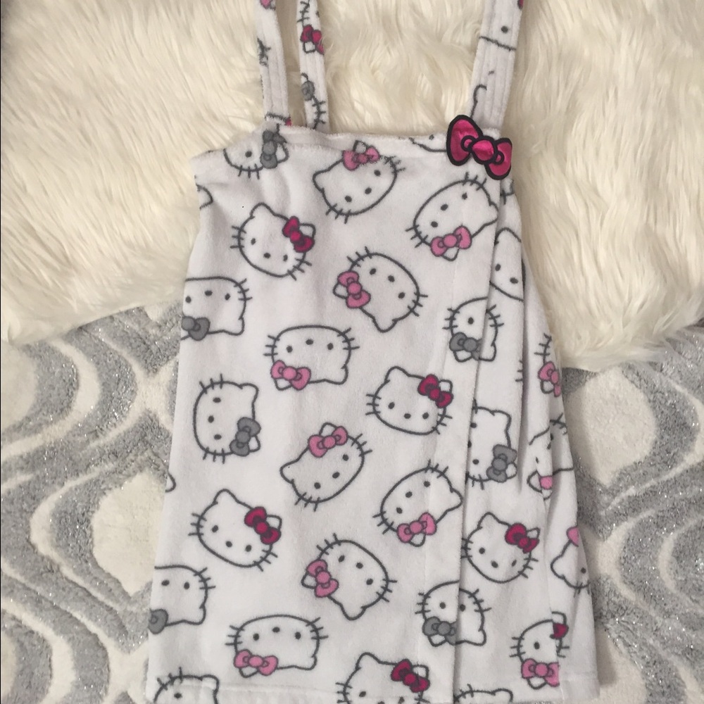 Hello kitty swim cover up / bathrobe